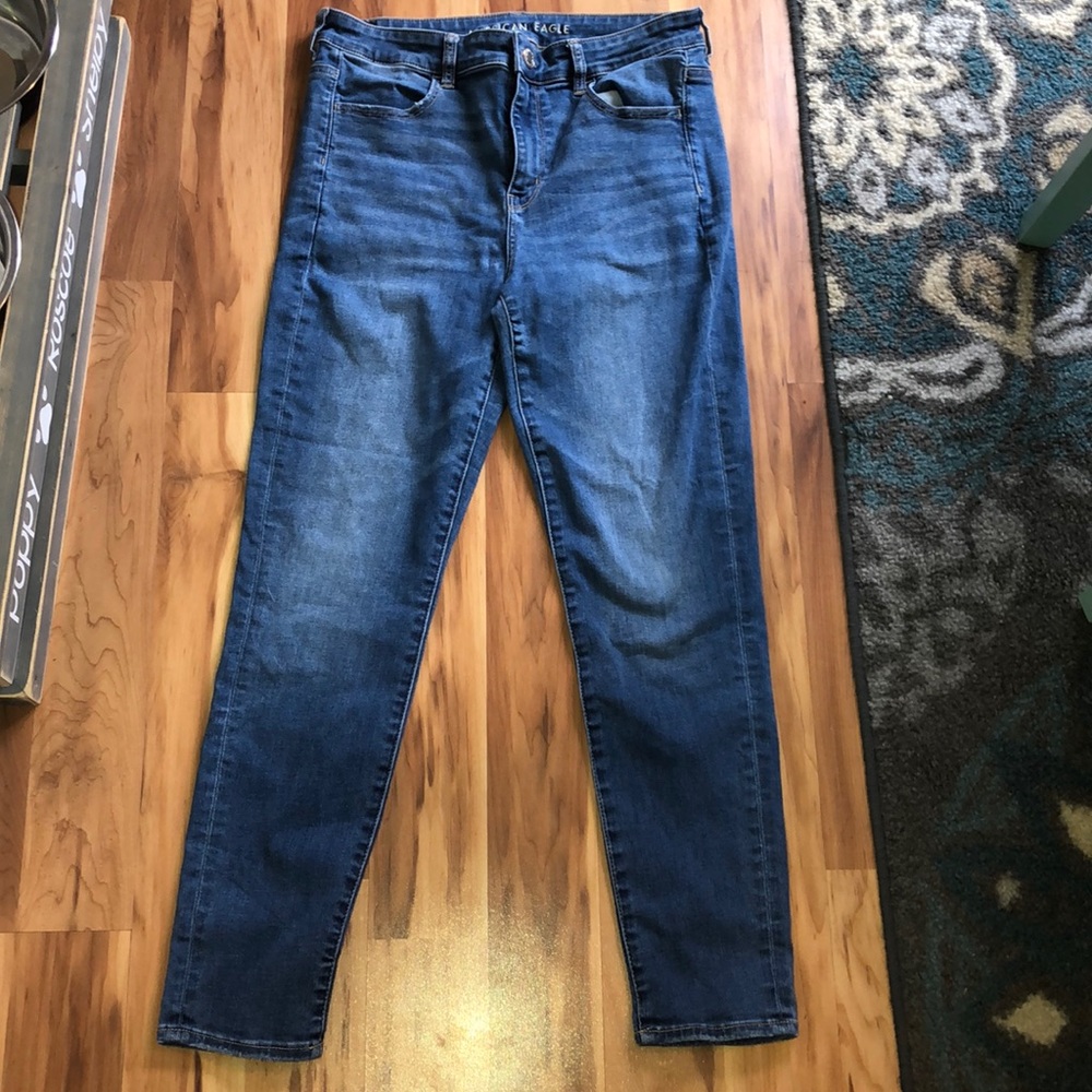 American Eagle ne(x)t level stretch jeans.
